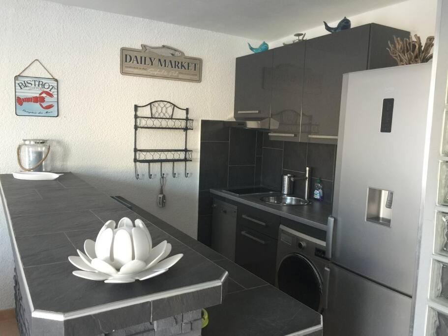 Appartement Vue Mer - Rdc - Parking Prive - Meuble Tourisme 4 Etoiles Agde Exterior photo